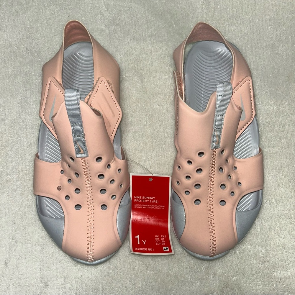 Nike Women’s Sunray Protect Sandals in Light Pink and Gray ,Velcro closure, New